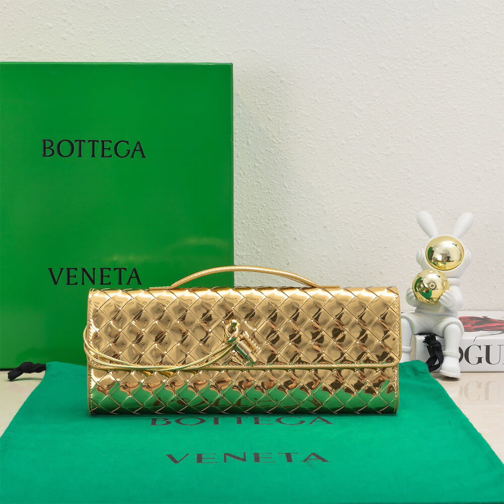 Bottega Veneta Andiamo Clutch(HIGH-END GRADE)
